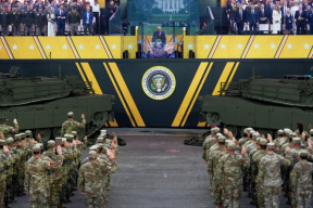 «Видимо, это последний военный парад при Трампе»