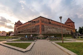 Угадайте, в каком городе Беларуси находится этот замок?