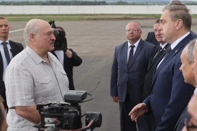 «Маленький президент». Почему Лукашенко неровно дышит к Каранику